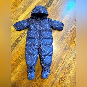 Mint condition snow suit - GAP